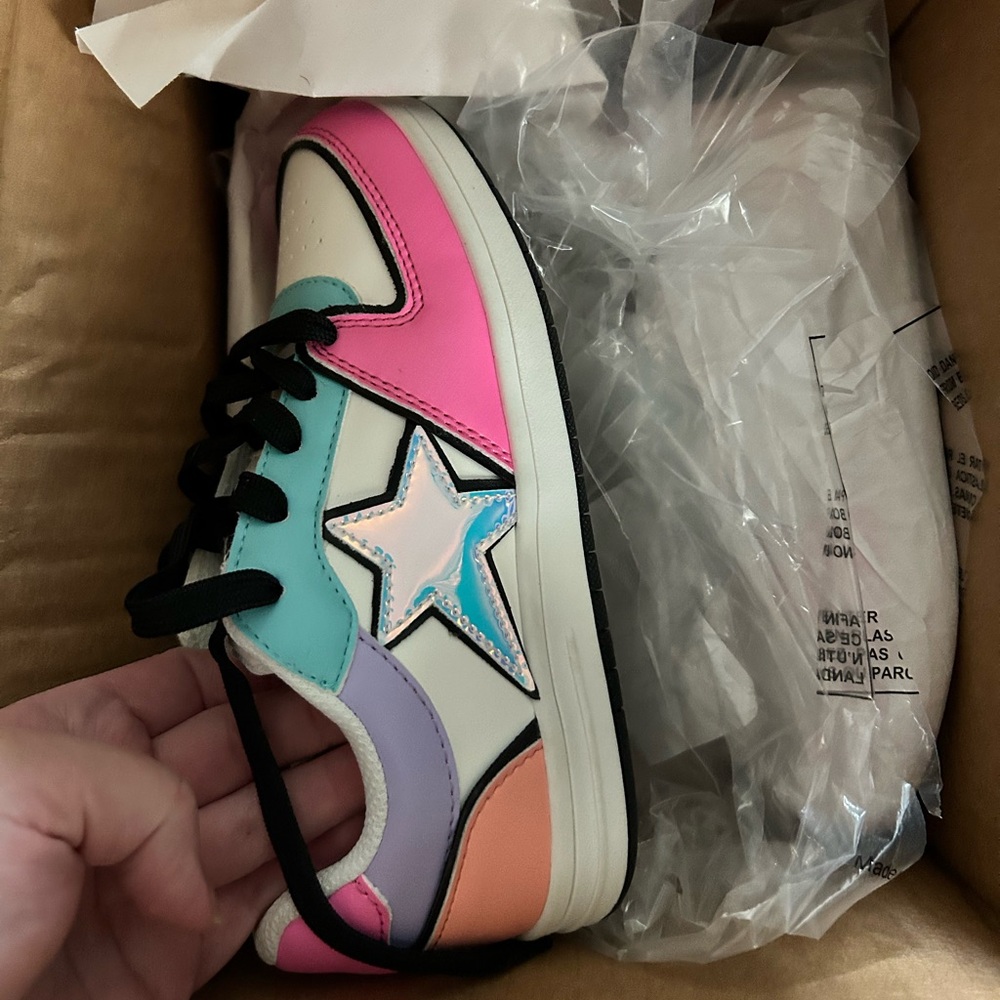 Children’s Place Cream and Black Sneakers